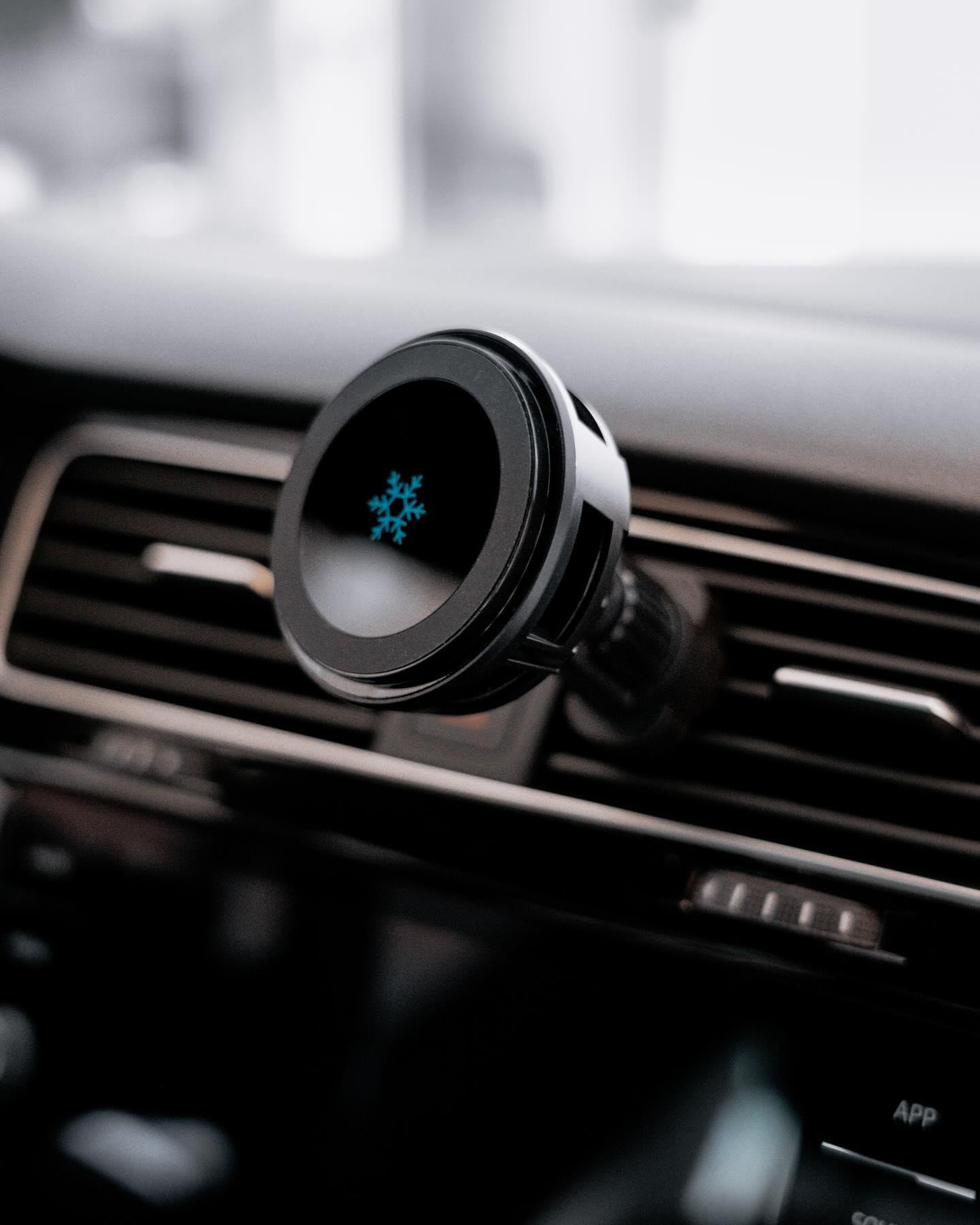 Gripzy™ ChargeMag Pro – Magnetic Wireless Charging Car Mount (Fast Charge 15W)